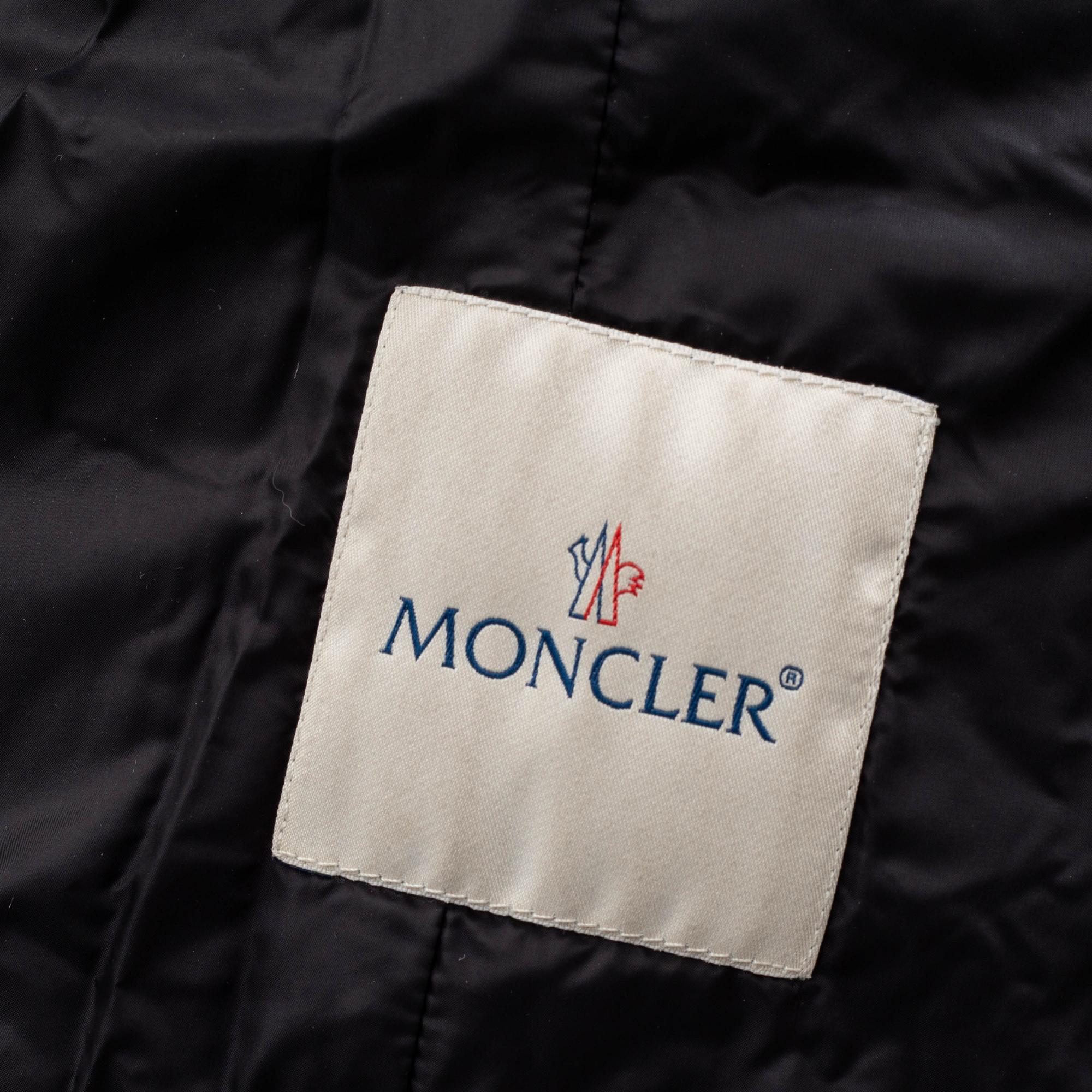 MONCLER, nätt dunjacka för dam, Longue Saison, storlek 2.