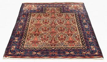 A West Persian rug, c. 152 x 100 cm.