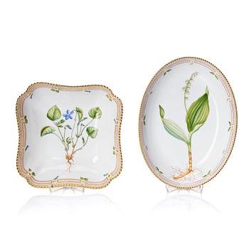 A set of two Royal Copenhagen 'Flora Danica' serving dishes, Denmark, 20th Century.