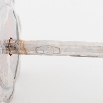 Earrings 18K white gold with cultured Akoya pearl.