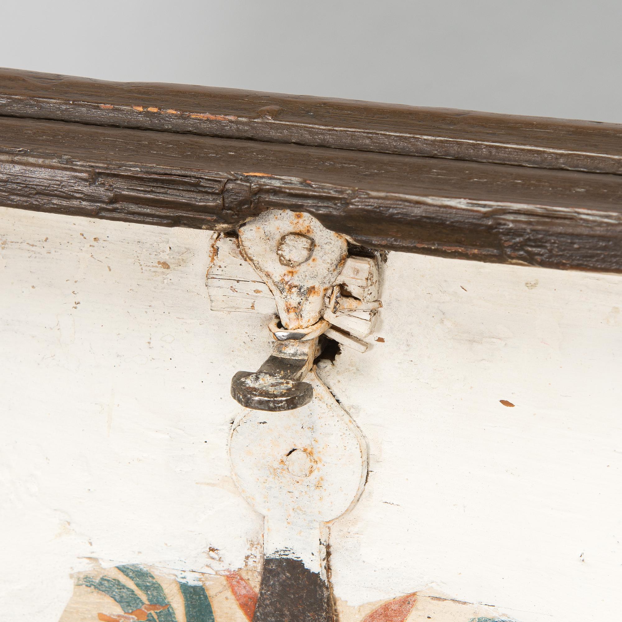 Kista, märkt med monogram, 1764.
