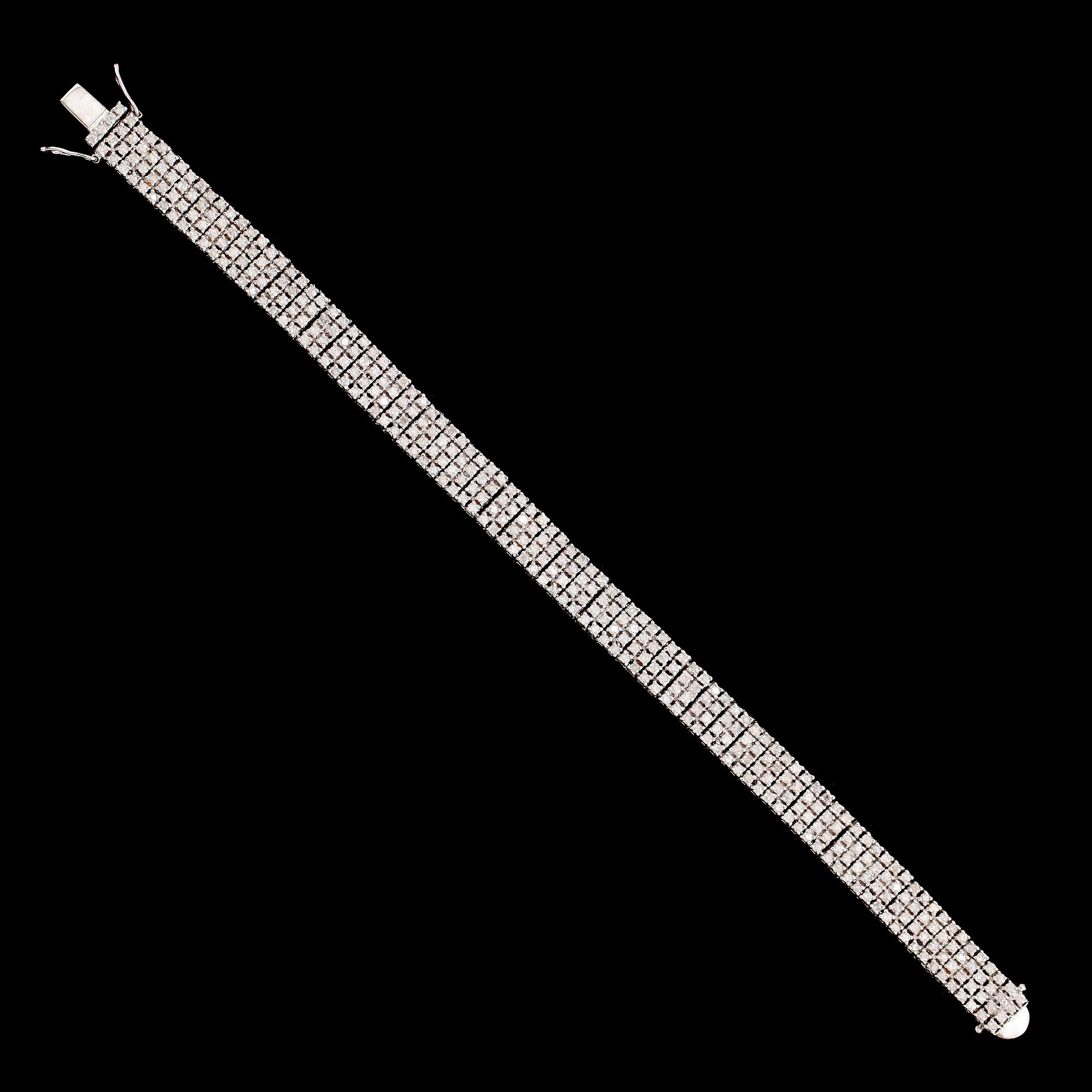 ARMBAND, 14 k guld, diamanter tot ca 3.60 ct.