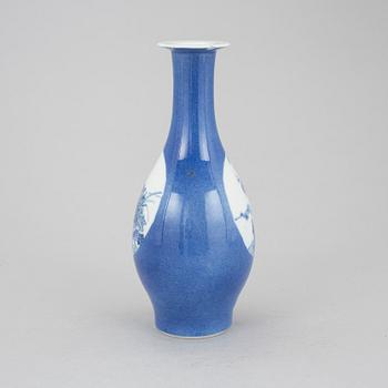 VAS, porslin, Kina, troligen 1800-tal.
