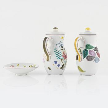 Stig Lindberg, two pitchers and a dish, Gustavsbergs studio.