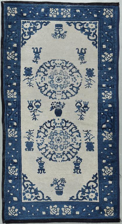 MATTA, semiantik Kina. Ca 171 x 94 cm.