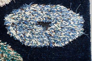 Gunilla Lagerhem Ullberg, matta, handtuftad med reliefdekor, ca 236 x 170 cm, Kasthall, omkring 2005.