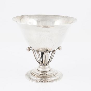 Johan Rohde, skål, sterling silver, modell 17B, Firma Georg Jensen, Köpenhamn 1925-32.