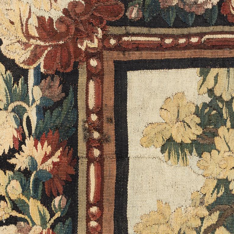 A Manufacture Royale d’Aubusson 'entre-fenêtre' tapestry, ca 293 x 132,5 cm.