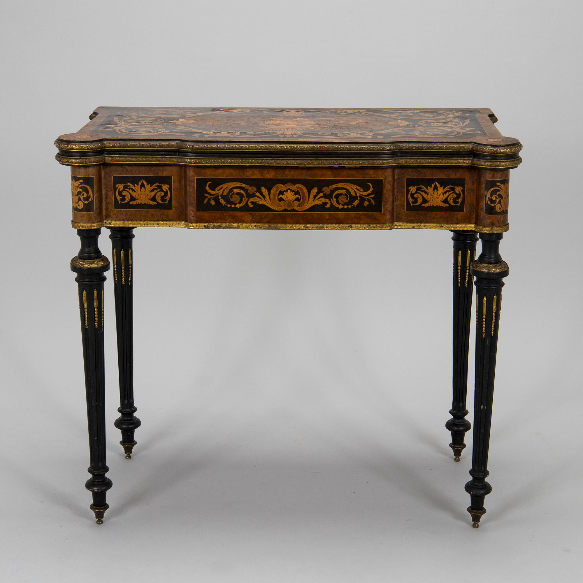Game table, probably France, 19th century.