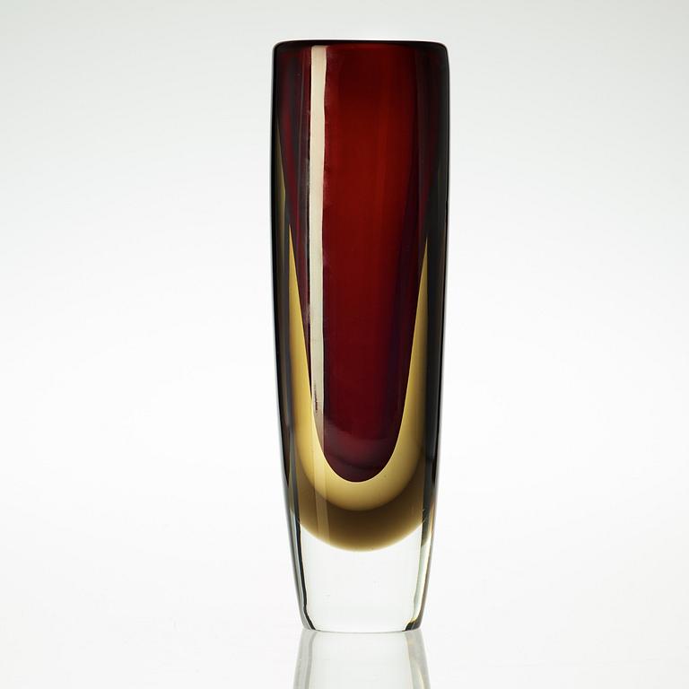 A Kaj Franck glass vase, Nuutajärvi, Notsjö, Finland 1959.