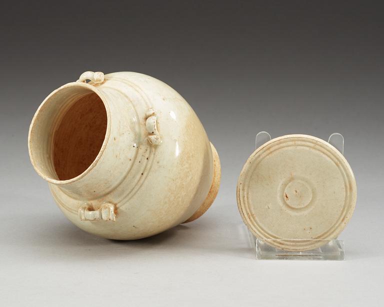 BURK med LOCK, keramik. Song dynastin (960-1279).