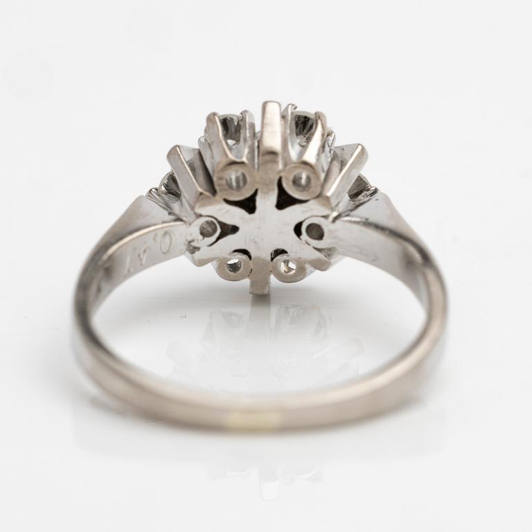 18K white gold and diamond ring, Ceson Guldvaru Ab, Gothenburg, 1975.