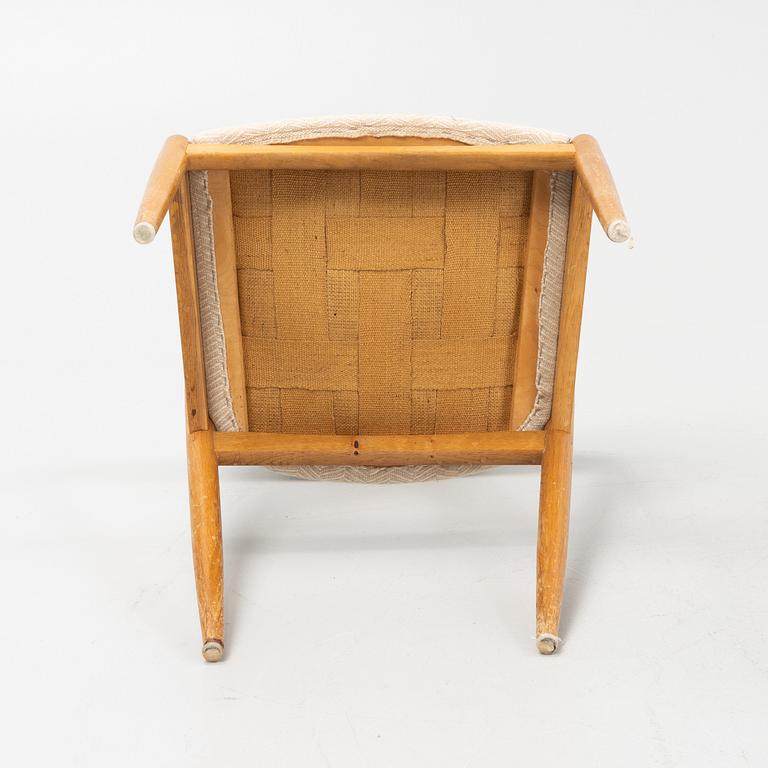 Kai Kristiansen, stolar, 4 st, "Pige/T21", Danmark, 1950/60-tal. Bord medföljer.