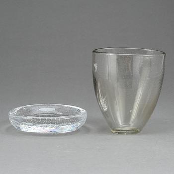 VAS SAMT SKÅL, glas, Gunnel Nyman, Notsjö, en signerad med syrapenna.