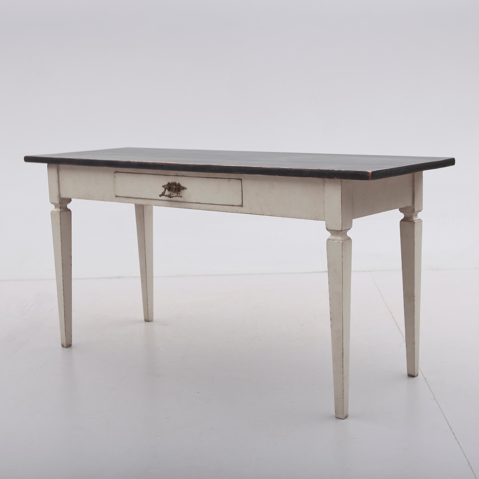 SKRIVBORD, 1800-talets mitt.
