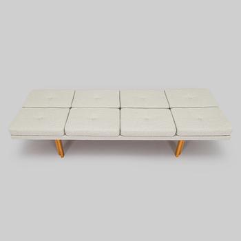 Alvar Aalto, penkki, O.Y. Huonekalu- ja Rakennustyötehdas A.B. 1962.