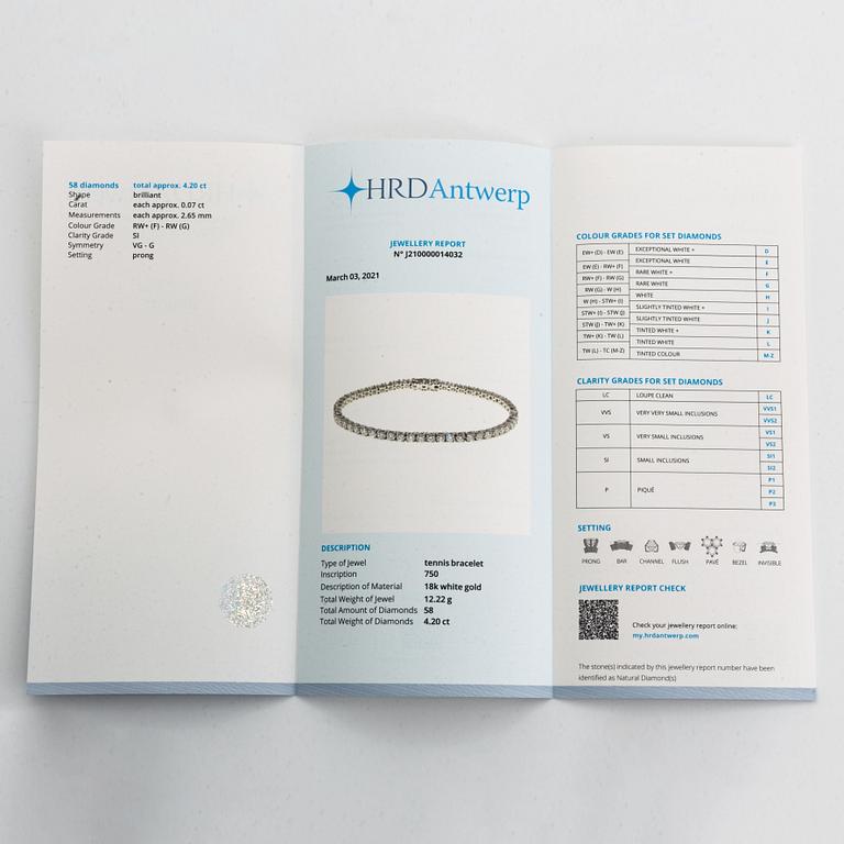 Brilliant-cut diamond tennis bracelet, with report HRD.