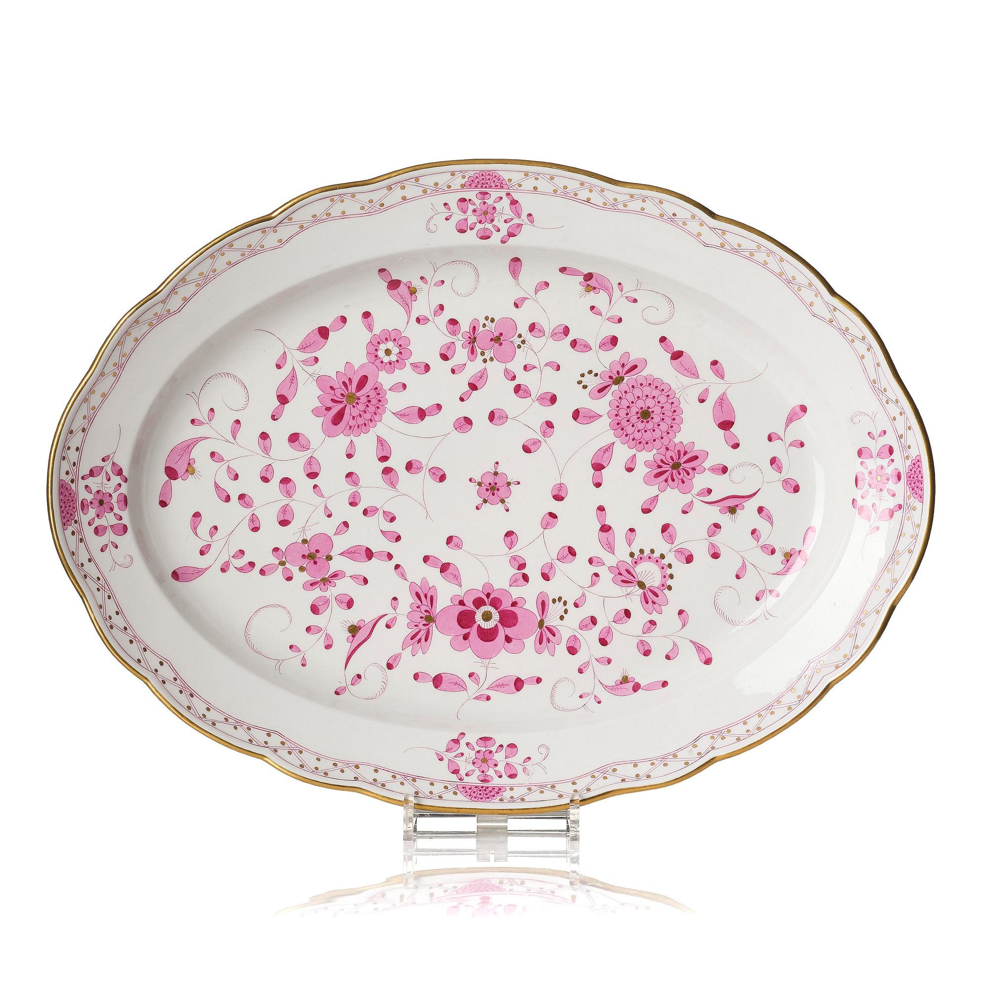 A Large 'Indianische Blumen' serving dish, Meissen, 19th century.
