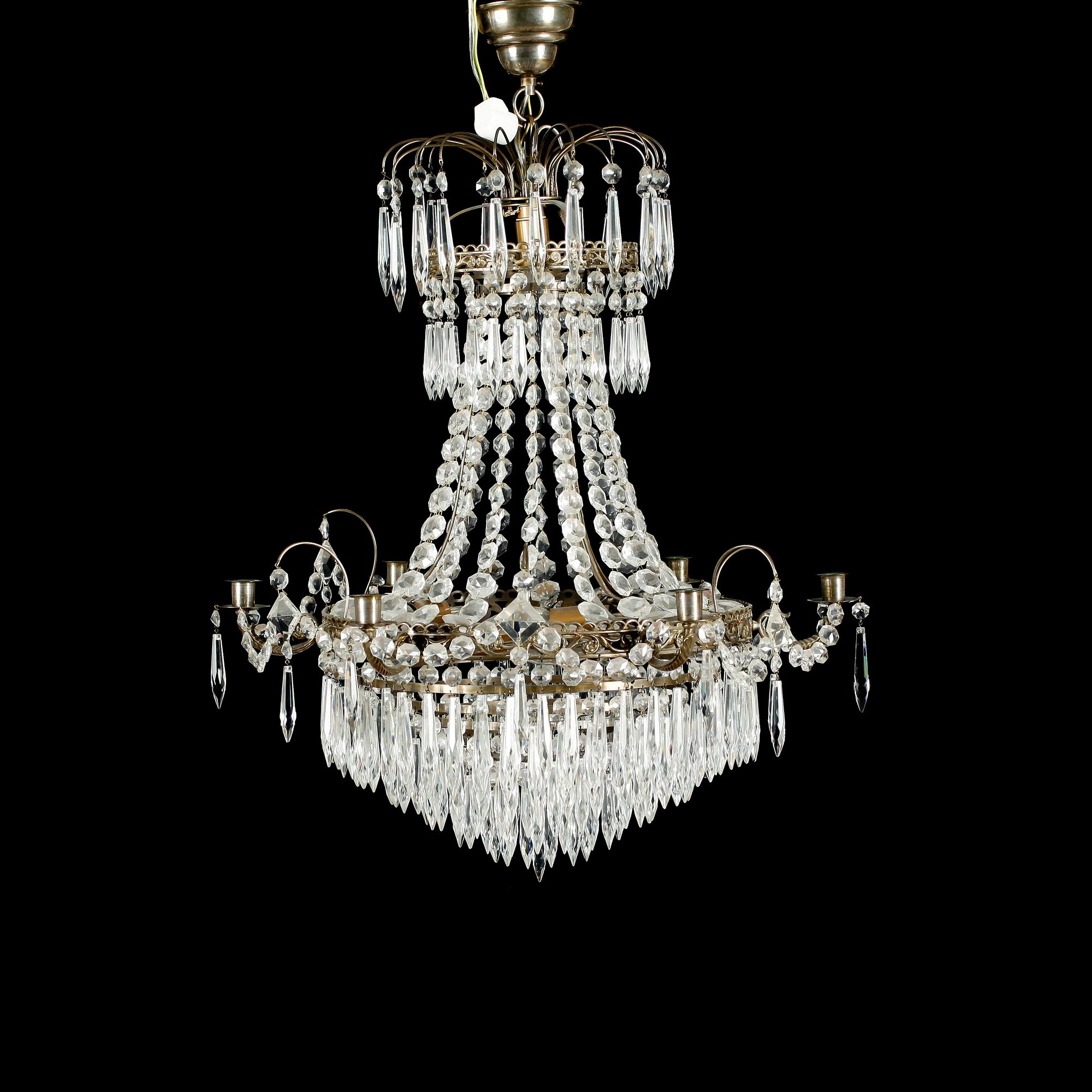 LJUSKRONA, empirestil, 1900-talets mitt, höjd ca 70 cm.