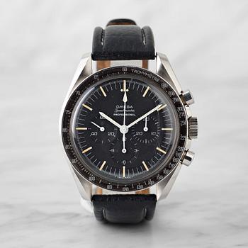 11. OMEGA, Speedmaster, chronograph.