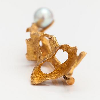 Björn Weckström, A 14K gold brooch "The magic of happiness" with cultured pearls. Lapponia 1968.