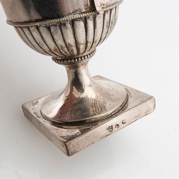 Senapskanna silver troligen England/Irland tidigt 1800-tal.