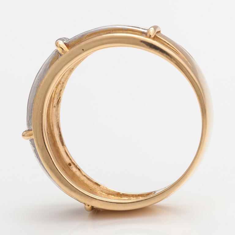 Ring, 14K guld, diamanter ca. 0.05 ct tot.