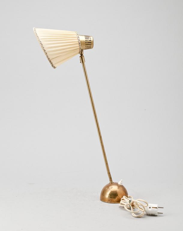 BORDSLAMPA, mässing, Atelje Lyktan, Hans Bergström, modellnr 712 b, 1950, stämpelmärkt.