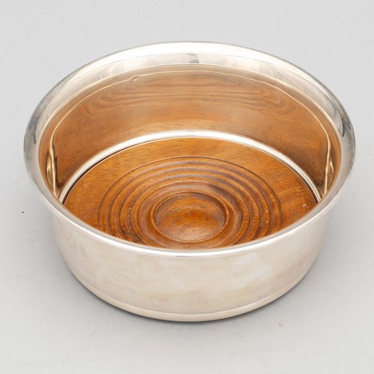 COASTER, silver, Sheffield 1900-tal. Silvervikt ca 98 gram.