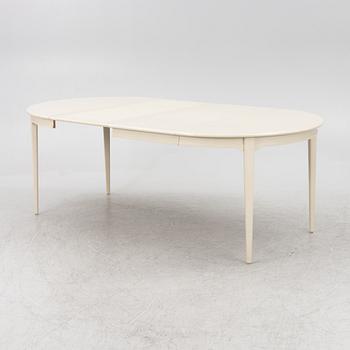 Svante Skogh, a 'Vindö' dining table and four chairs, Balders snickeri, Vaggeryd, second half of the 20th century.