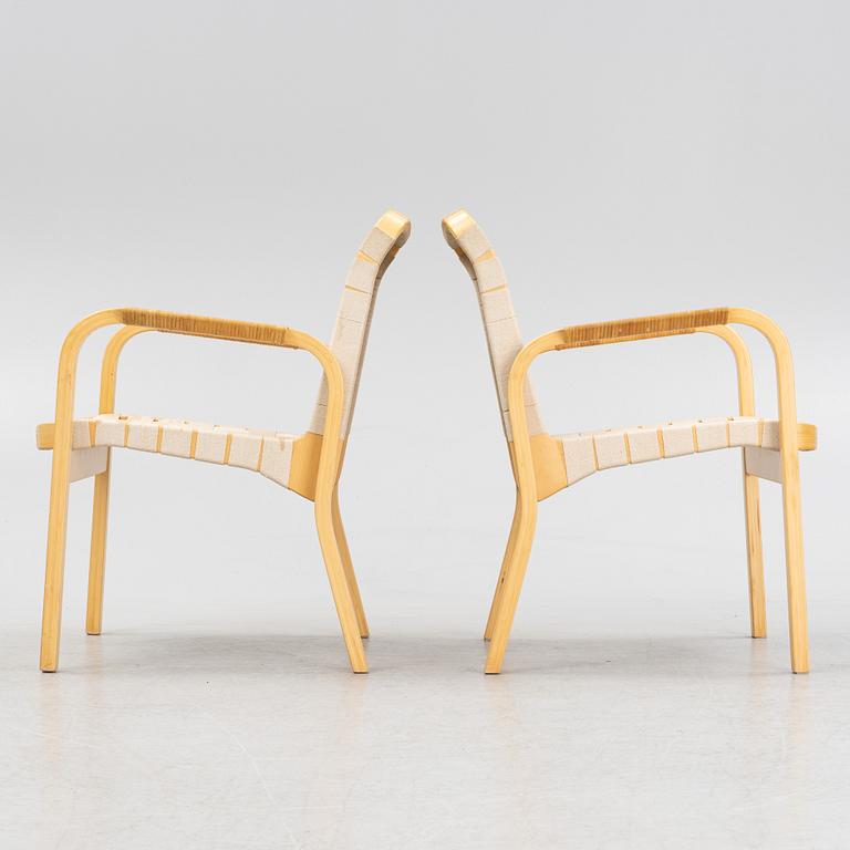 Alvar Aalto, fåtöljer, ett par, modell 45, Artek, Finland.
