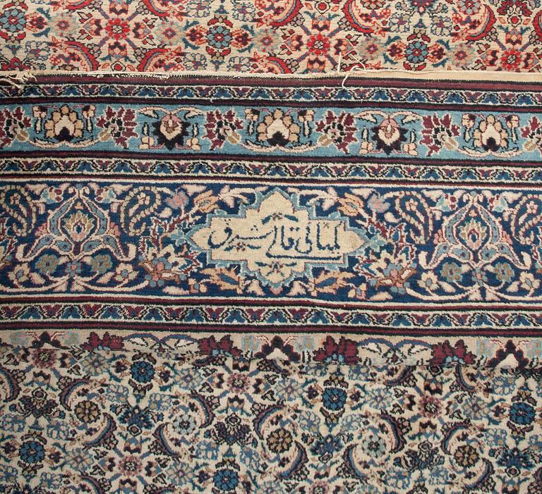 MATTA, semiantik, sannolikt Khorasan. Ca 470x300 cm.