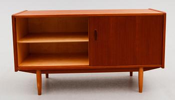 SIDEBOARD, "Trio", Nils Jonsson, Troeds, 1900-talets andra hälft.