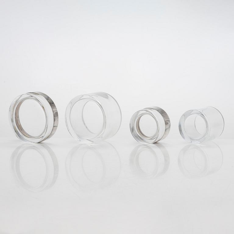 Saara Hopea, rasioita, 2 kpl, malli SH 126, signeerattu S. Hopea Nuutajärvi Notsjö -55 ja -57. Suunniteltu 1955.