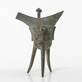 An archaisitic bronze Jue vessel, Qing dynasty.