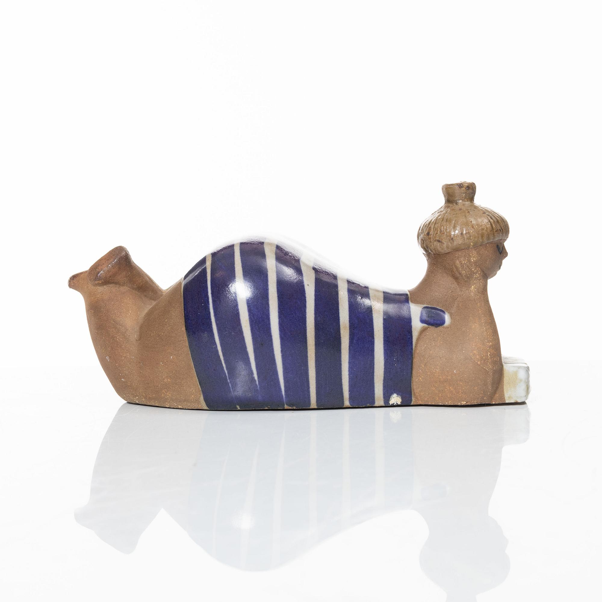 Lisa Larson, figurin, stengods, "Beata", Gustavsberg.