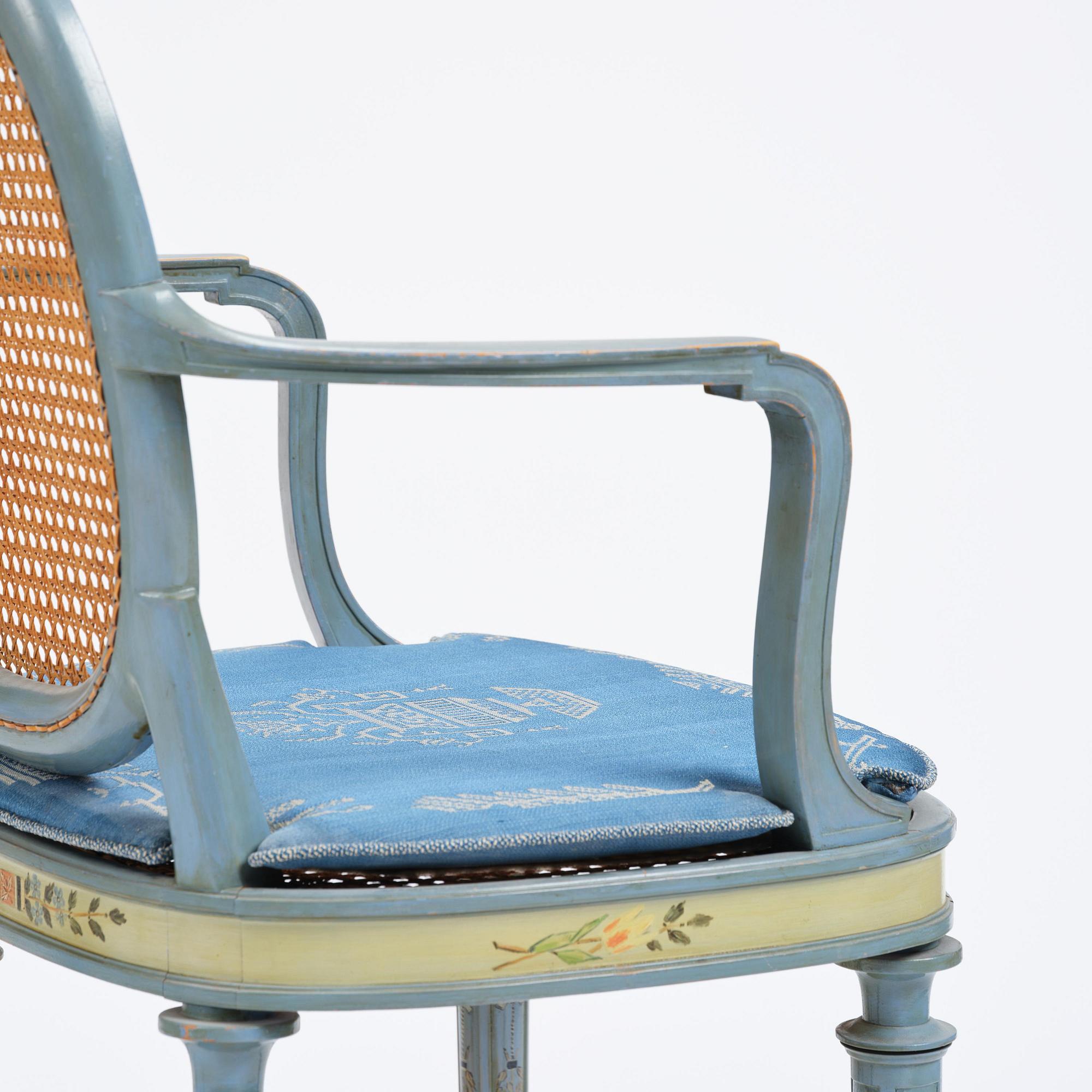 Carl Malmsten, a pair of Swedish Grace chairs, cabinetmaker Albin Johansson, Stockholm, for Villa Kvikkjokk, 1927.