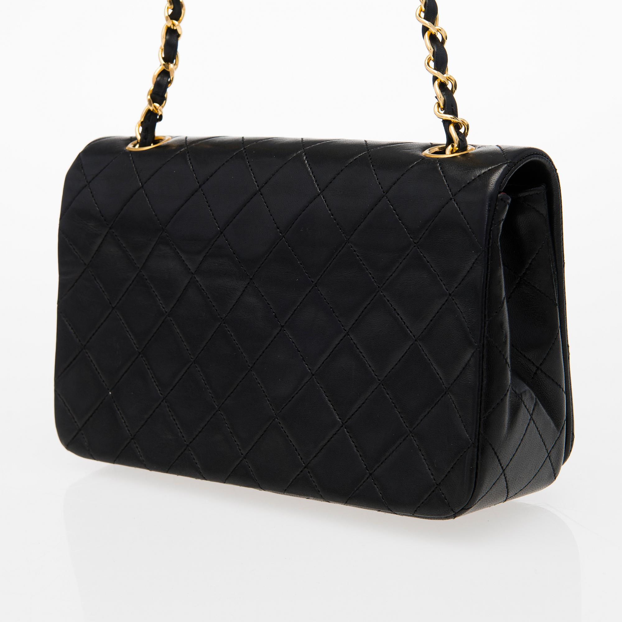 CHANEL, "Single Full Flap Bag", LAUKKU.