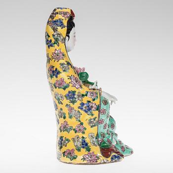 FIGURIN, porslin, Kina 1900-tal.