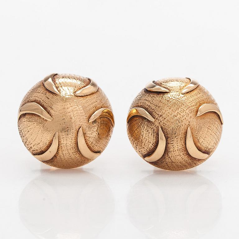 Earrings, 14K gold, Helsinki 1972.