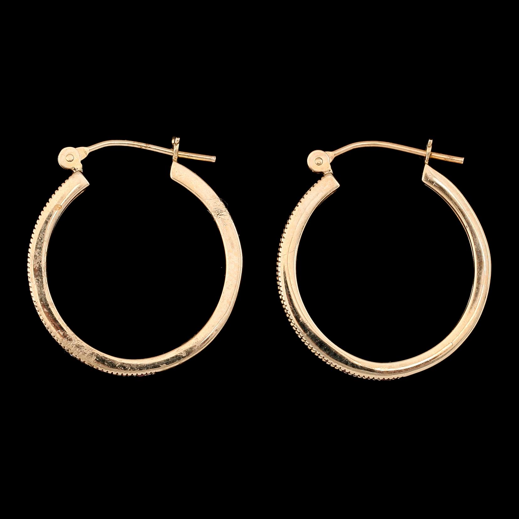 ÖRHÄNGEN, 1 par, 10K gult guld, rosa safirer.