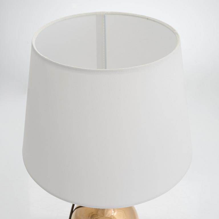 Greta-Lisa Jäderholm, a pair of table lamps signed G-LJ Finland.