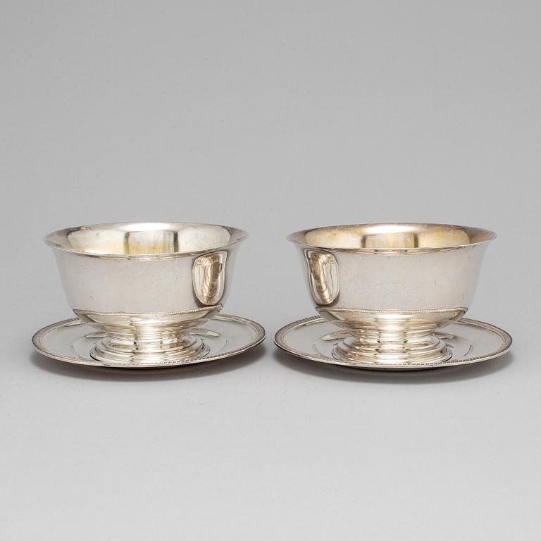 A pair of Swedish 19th century parcel-gilt silver sauce bowls, mark of JP Gronvall, Stockholm 1821.