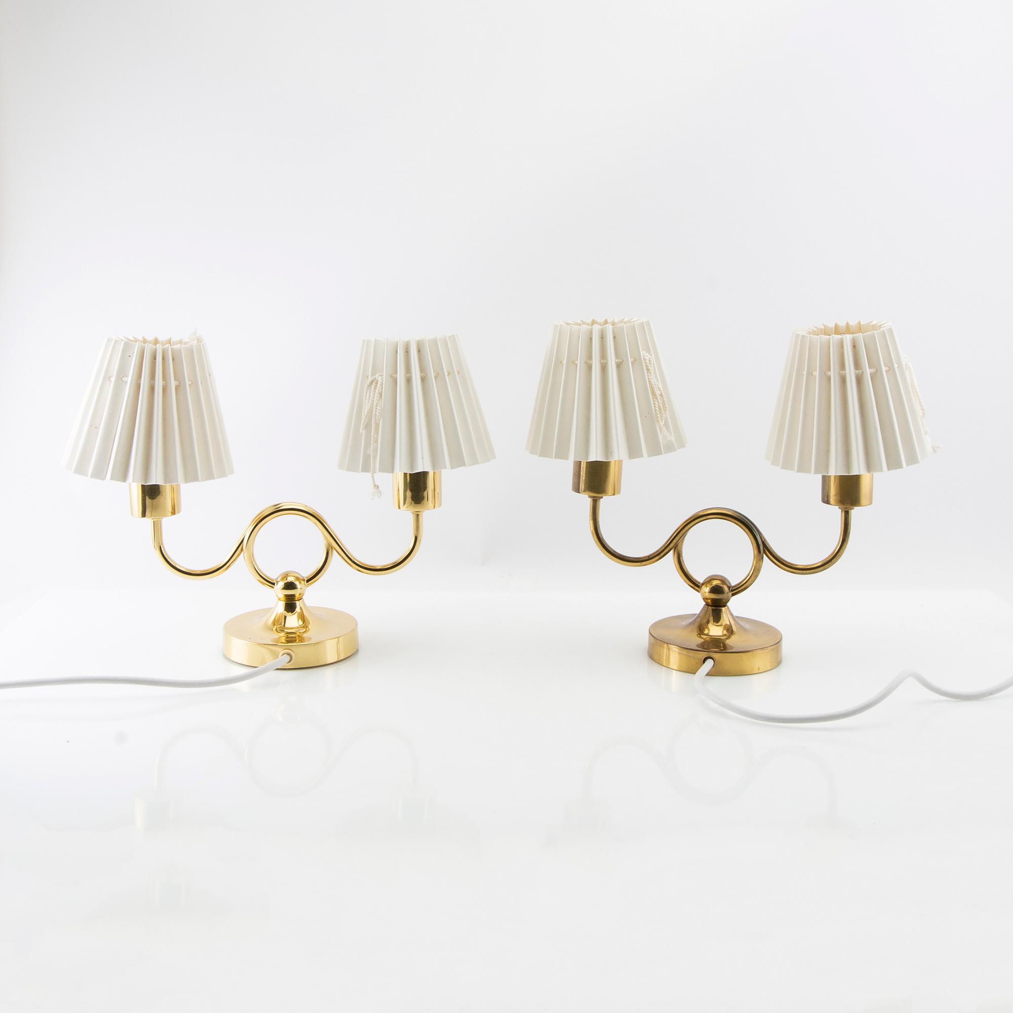 Josef Frank, Table lamps 1 pair, model no 2483/1 for the firm Svenskt Tenn.