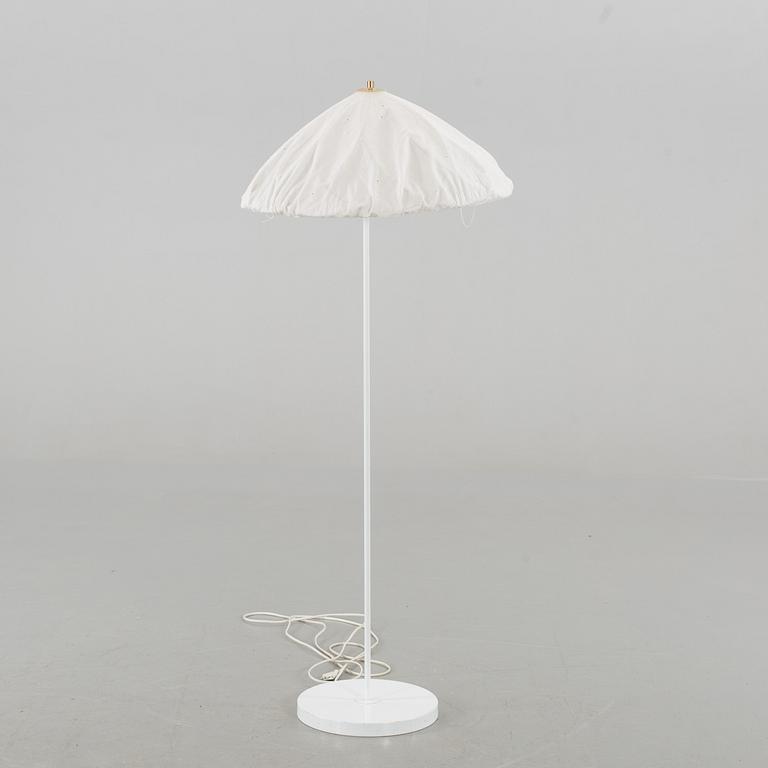 A "PIA" FLOOR LAMP DESIGNED BY TORE AHLSÉN FOR GÄRNÄS, second half of the 20th century.