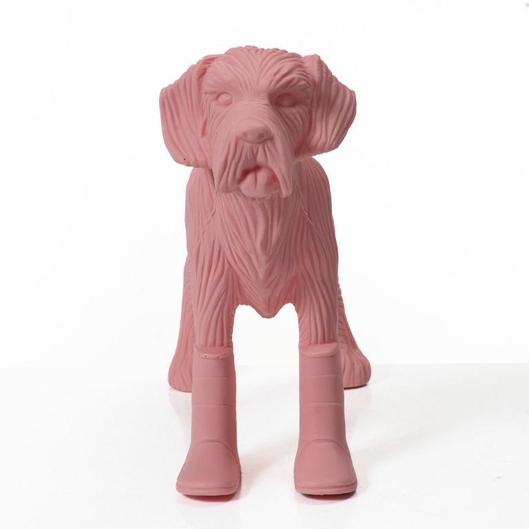 William Sweetlove, "Cloned Schnauzer with water bottle". (Pink).