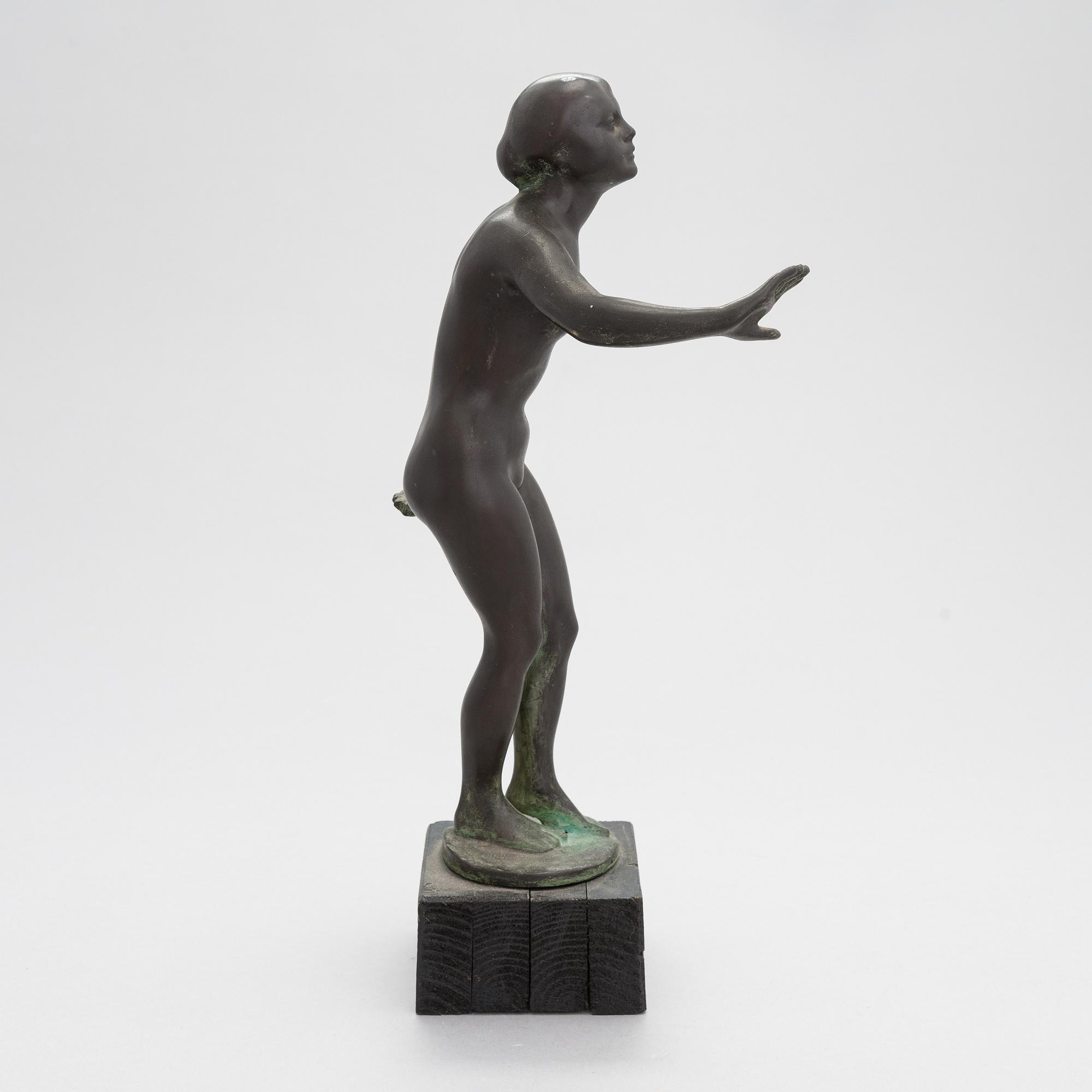 Yrjö Liipola, Kvinna.