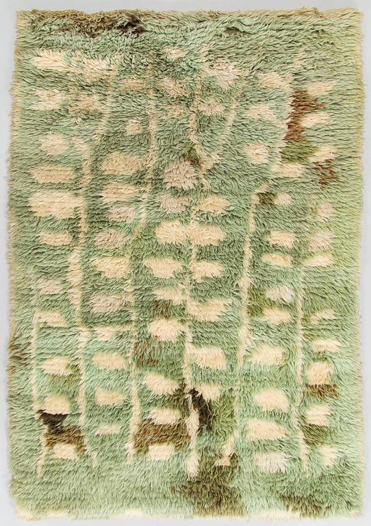 Viola Gråsten, A rya rug, model for Friends of Finnish Handicraft. Circa 140 x 95 cm.