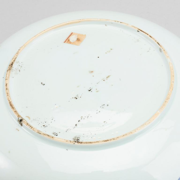 TWO CHINESE QIANLONG PLATES.