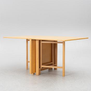 Bruno Mathsson, drop-leaf table, "Maria Flap", Bruno Mathsson International, Värnamo, Sweden.